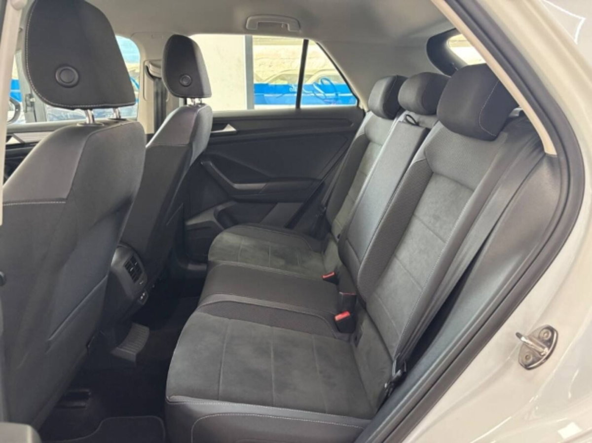 Volkswagen T-Roc 2.0 tdi Style 115cv (17)