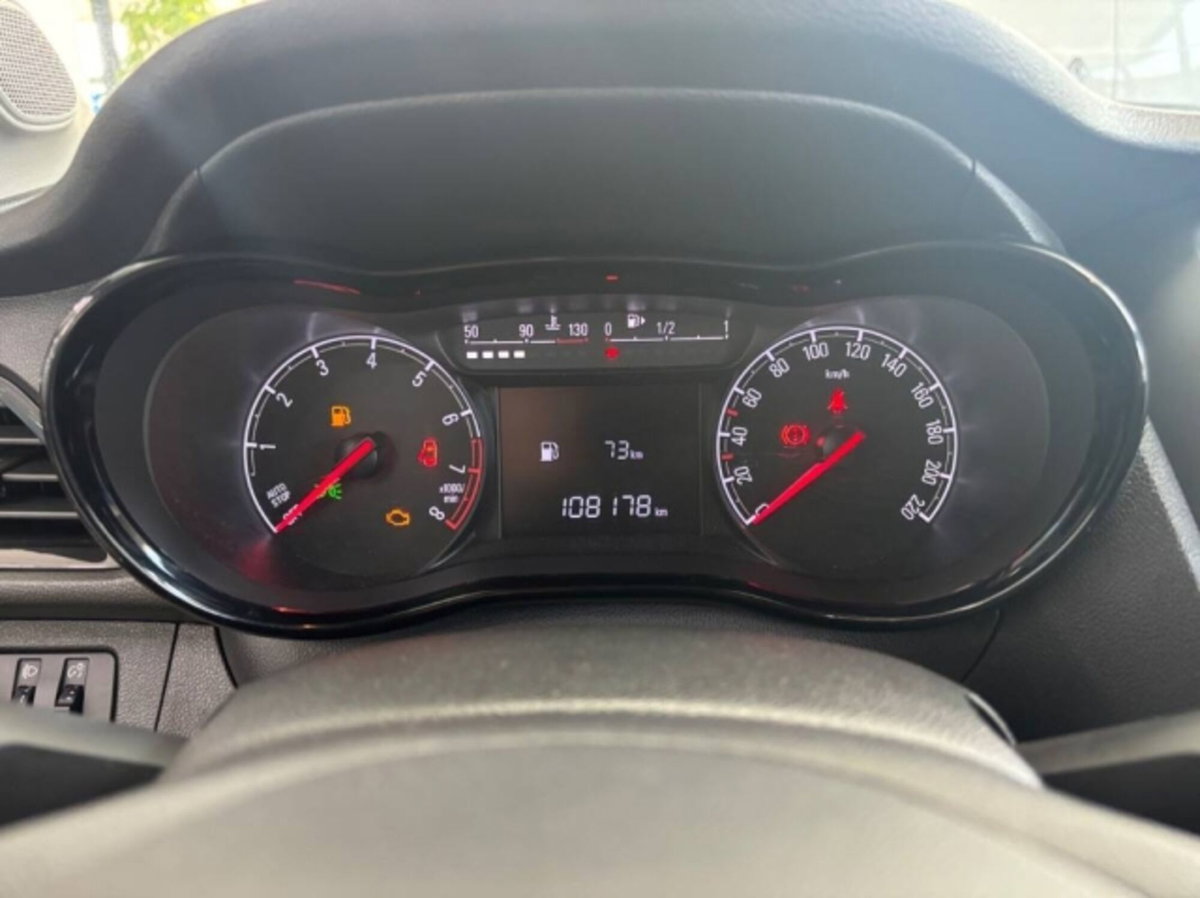 Opel Karl 1.0 75 CV (13)