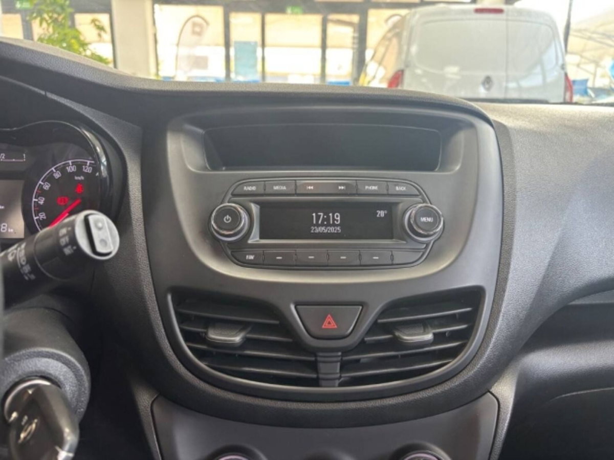 Opel Karl 1.0 75 CV (14)