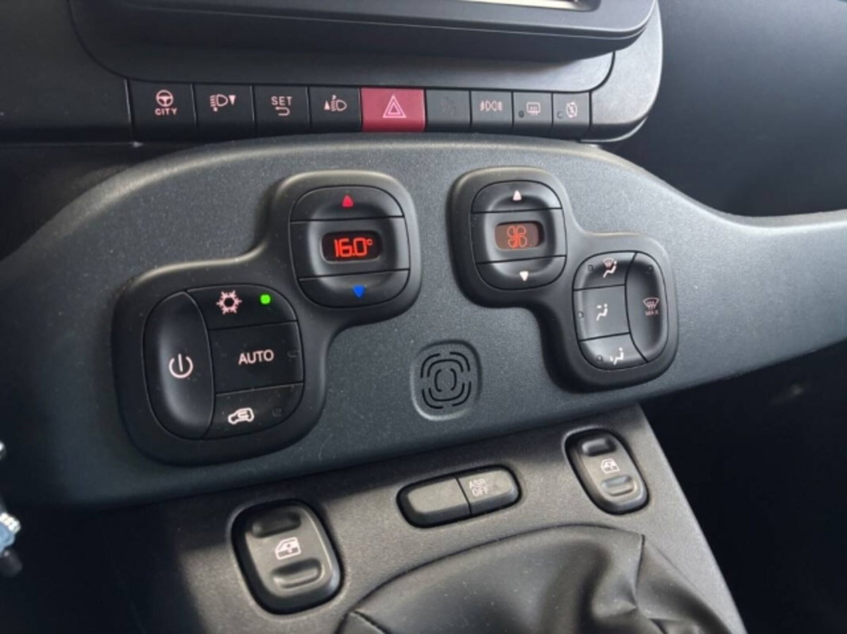 Fiat Panda 1.0 firefly hybrid s&s 70cv 5p.ti (17)