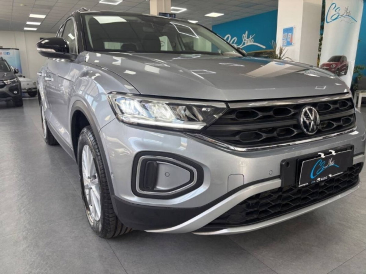 Volkswagen T-Roc 2.0 tdi Life 150cv dsg (8)