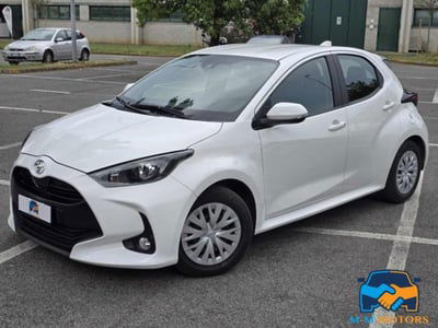 Toyota Yaris 1.0 5 porte Active usata