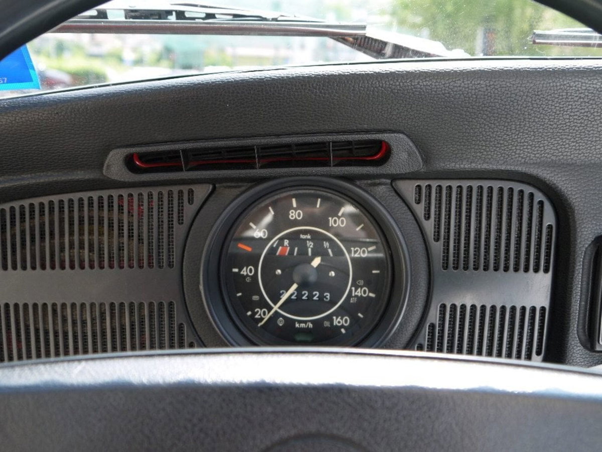 Volkswagen Maggiolino Cabrio 1.2 TSI Design (15)