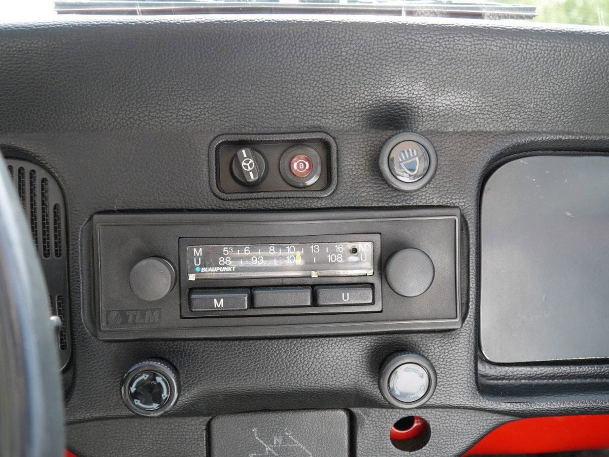 Volkswagen Maggiolino Cabrio 1.2 TSI Design (16)