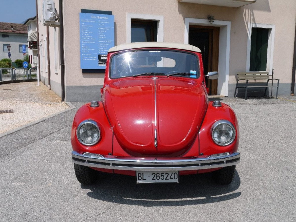 Volkswagen Maggiolino Cabrio 1.2 TSI Design (6)