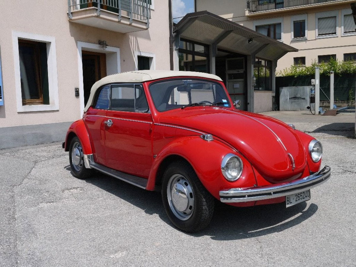 Volkswagen Maggiolino Cabrio 1.2 TSI Design (7)
