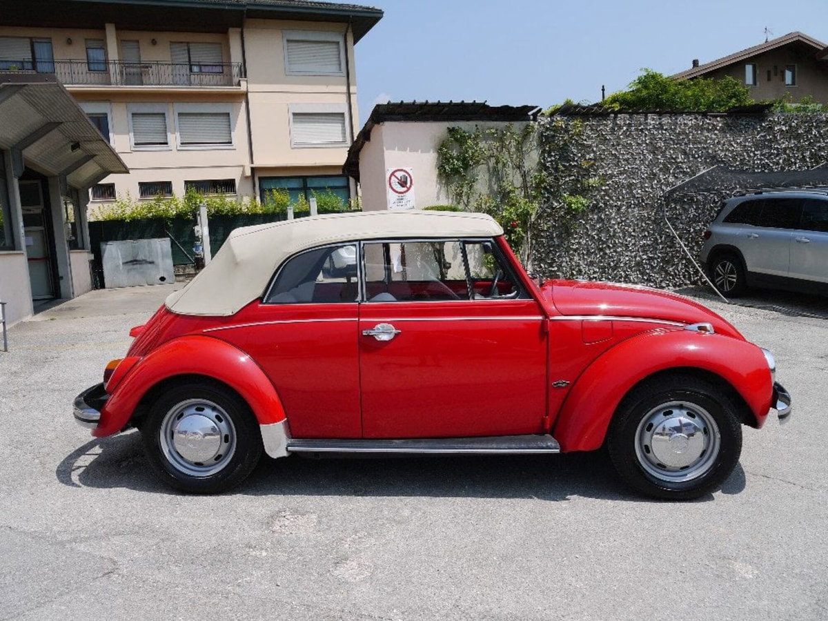 Volkswagen Maggiolino Cabrio 1.2 TSI Design (8)