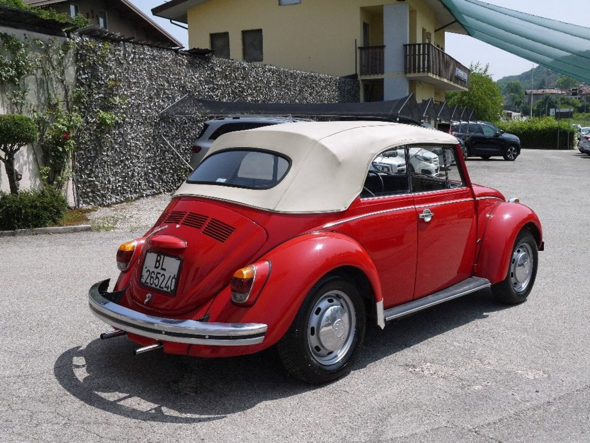 Volkswagen Maggiolino Cabrio 1.2 TSI Design (9)