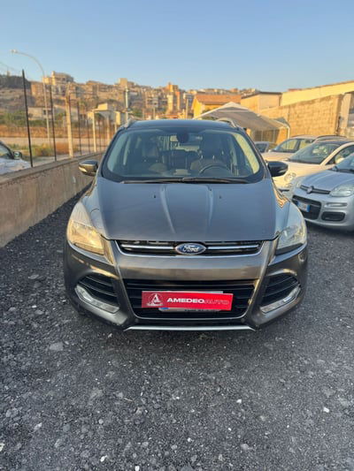 Ford Kuga 2.0 TDCI 150 CV S&S 4WD Powershift Titanium usata