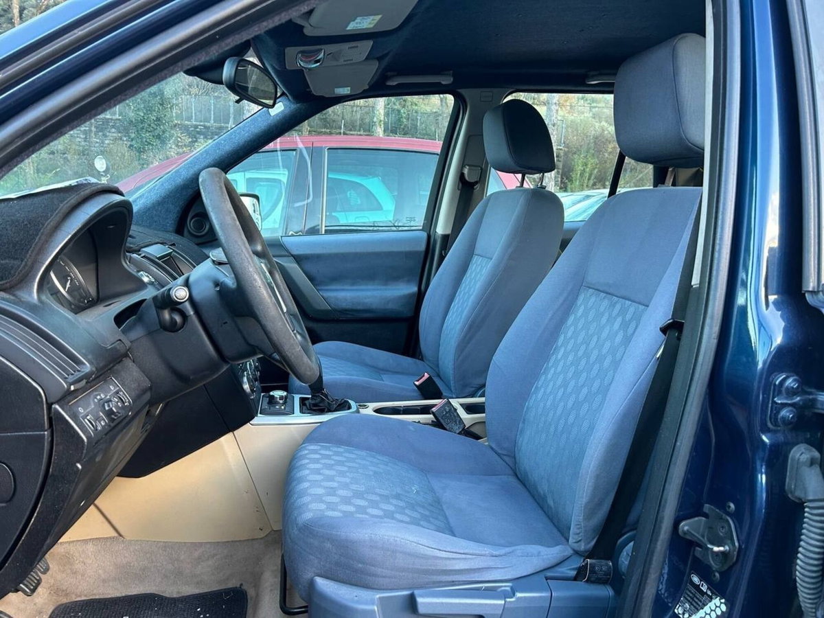 Land Rover Freelander 2.2 TD4 S.W. E (12)