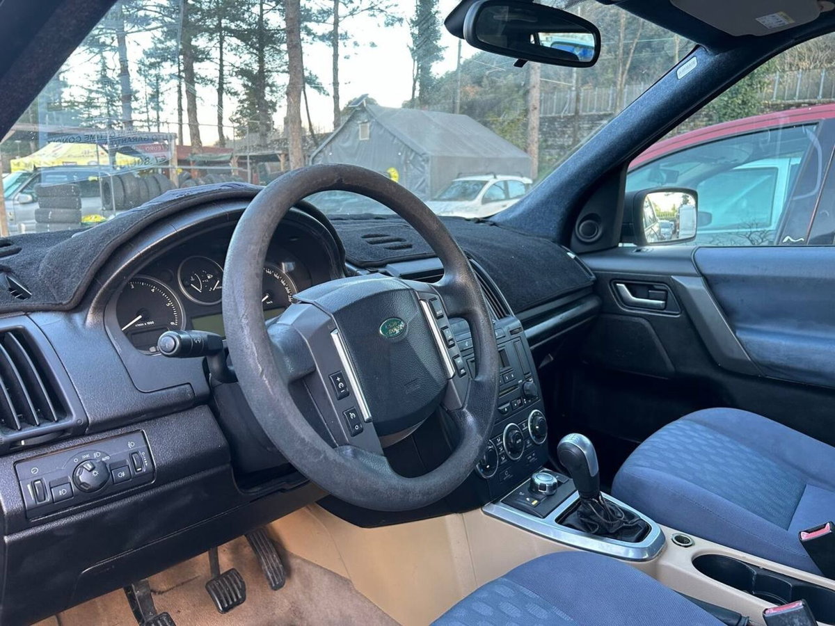 Land Rover Freelander 2.2 TD4 S.W. E (13)