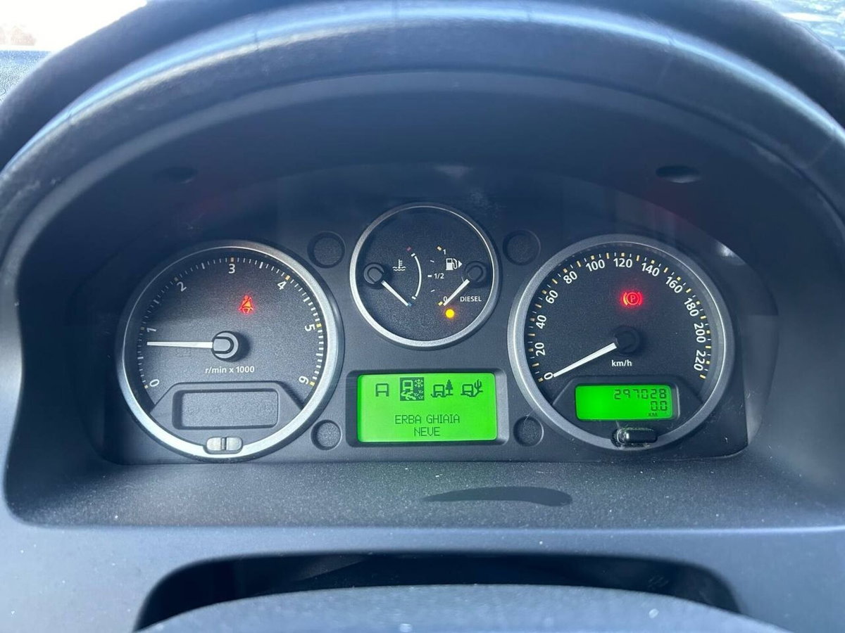 Land Rover Freelander 2.2 TD4 S.W. E (15)