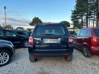 Land Rover Freelander 2.2 TD4 S.W. E (5)