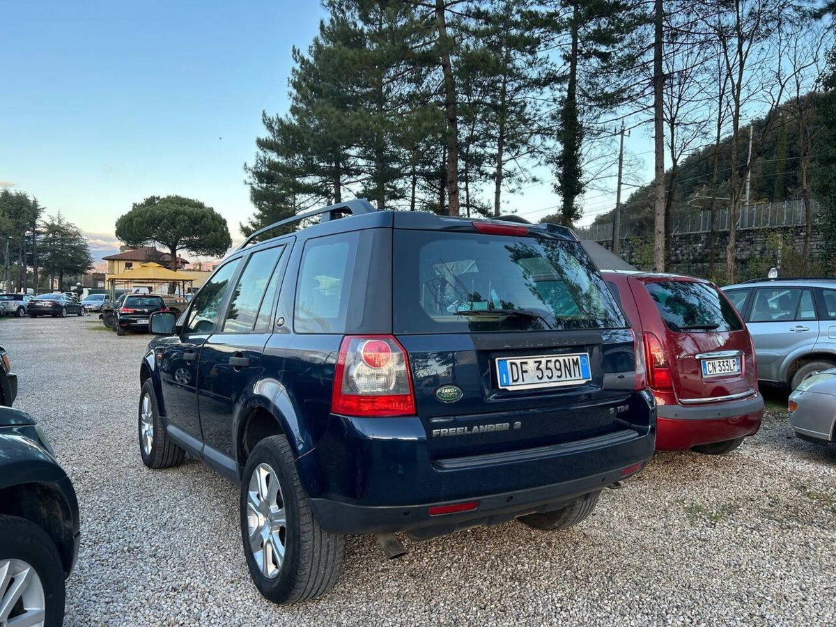 Land Rover Freelander 2.2 TD4 S.W. E (6)