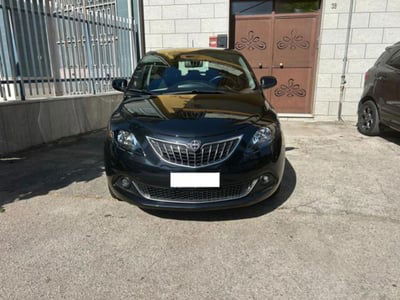 Lancia Ypsilon 1.0 FireFly 5 porte S&S Hybrid Gold Plus usata