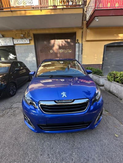 Peugeot 108 68 5 porte Allure usata