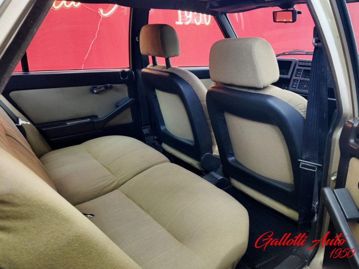 Lancia Delta LX (16)