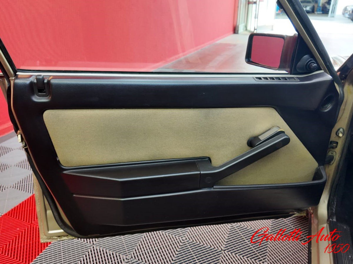 Lancia Delta LX (17)