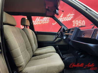 Lancia Delta LX (9)