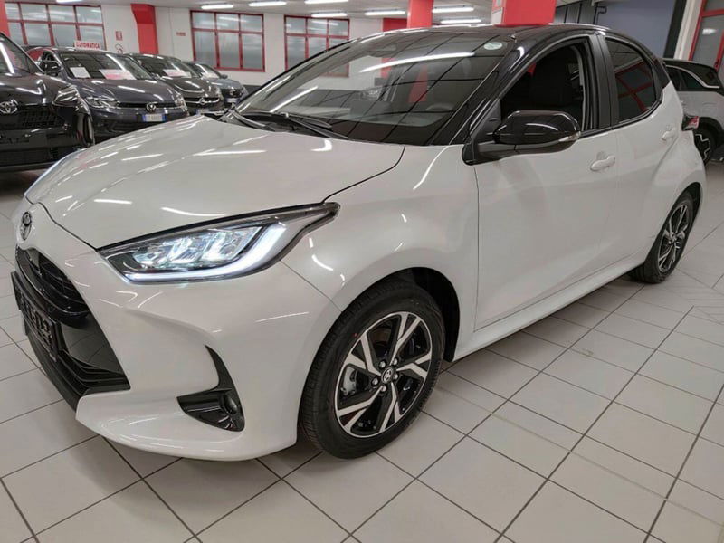 Toyota Yaris 1.5 Hybrid 5 porte Trend