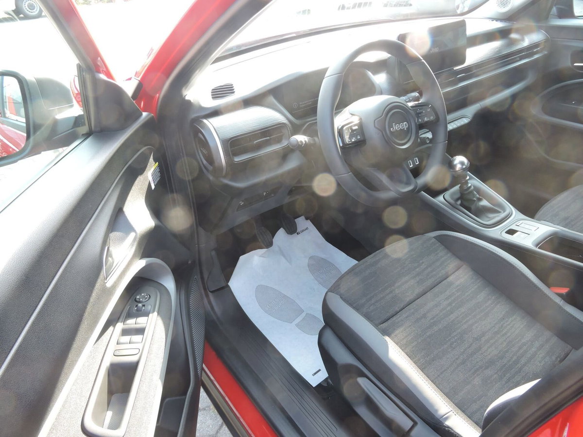Jeep Avenger 1.2 turbo Longitude fwd 100cv (12)
