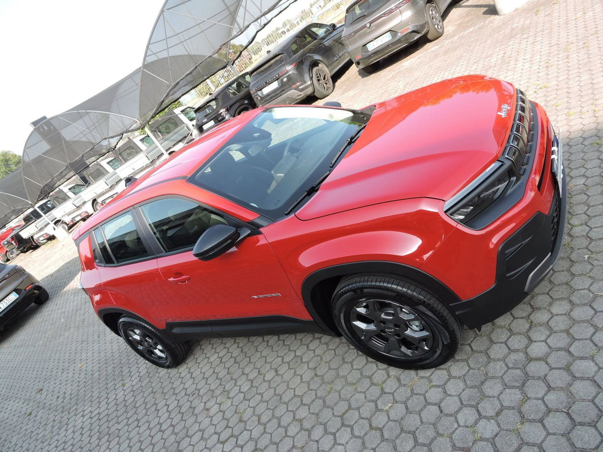 Jeep Avenger 1.2 turbo Longitude fwd 100cv (3)