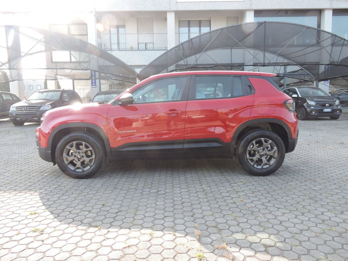 Jeep Avenger 1.2 turbo Longitude fwd 100cv (7)