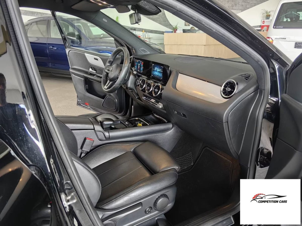 Mercedes-Benz Classe B 180 d Premium (14)