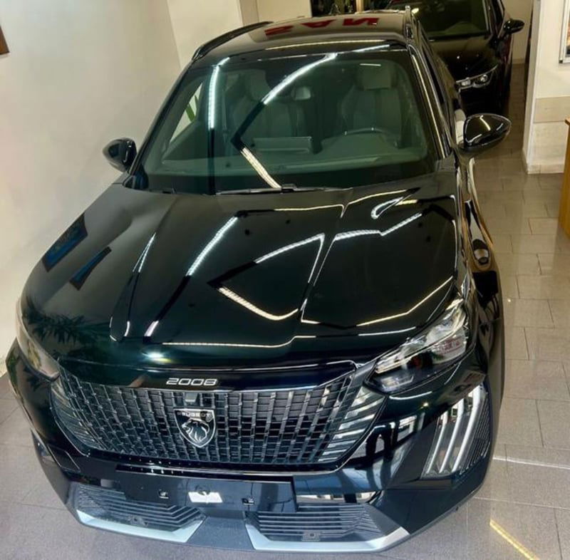 Peugeot 2008 50 kWh GT