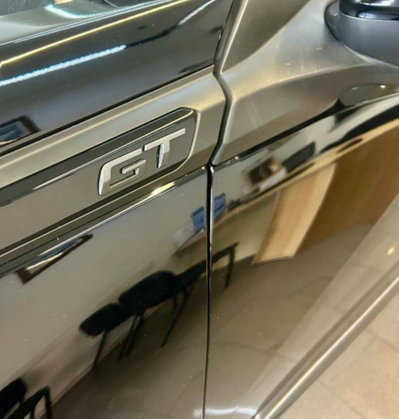 Peugeot 2008 50 kWh GT (4)
