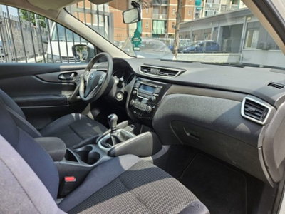 Nissan Qashqai 1.2 DIG-T 360 (10)