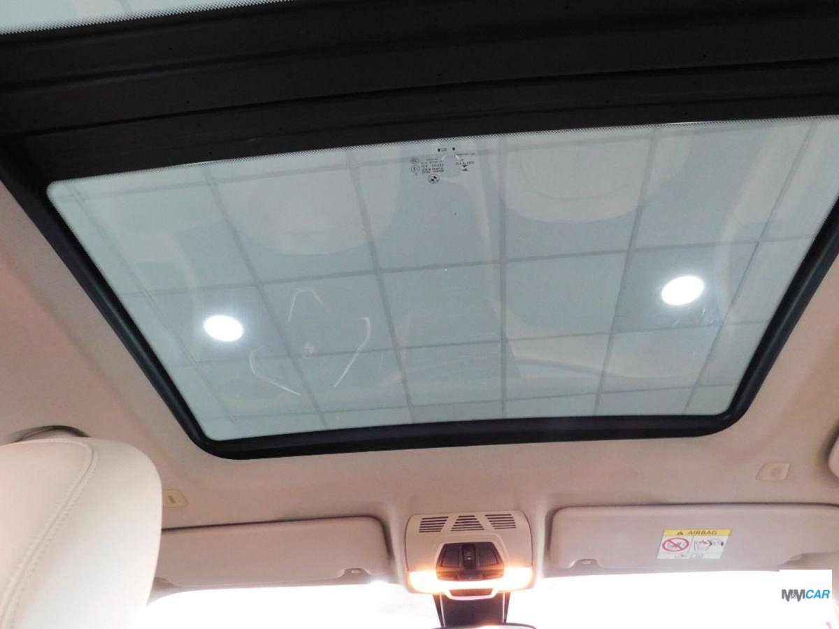 BMW X1 sDrive18d Advantage (11)
