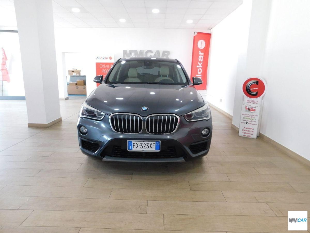BMW X1 sDrive18d Advantage (2)