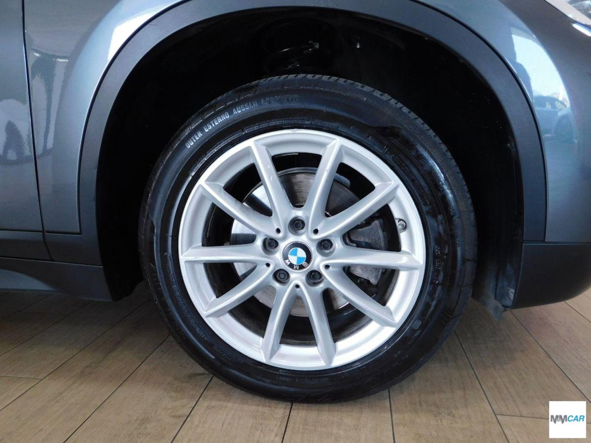 BMW X1 sDrive18d Advantage (7)