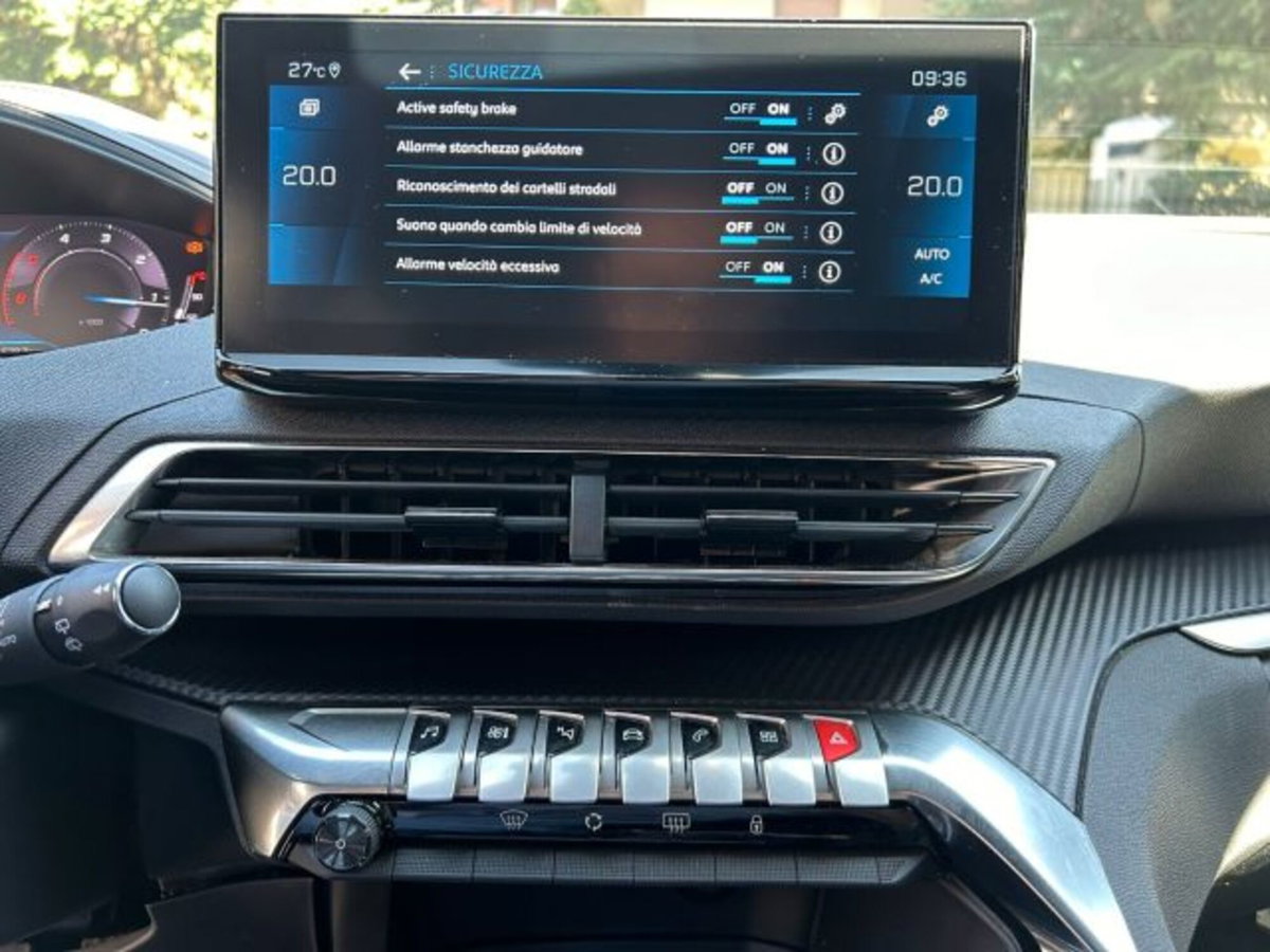 Peugeot 5008 1.5 bluehdi Allure Pack s&s 130cv eat8 (10)