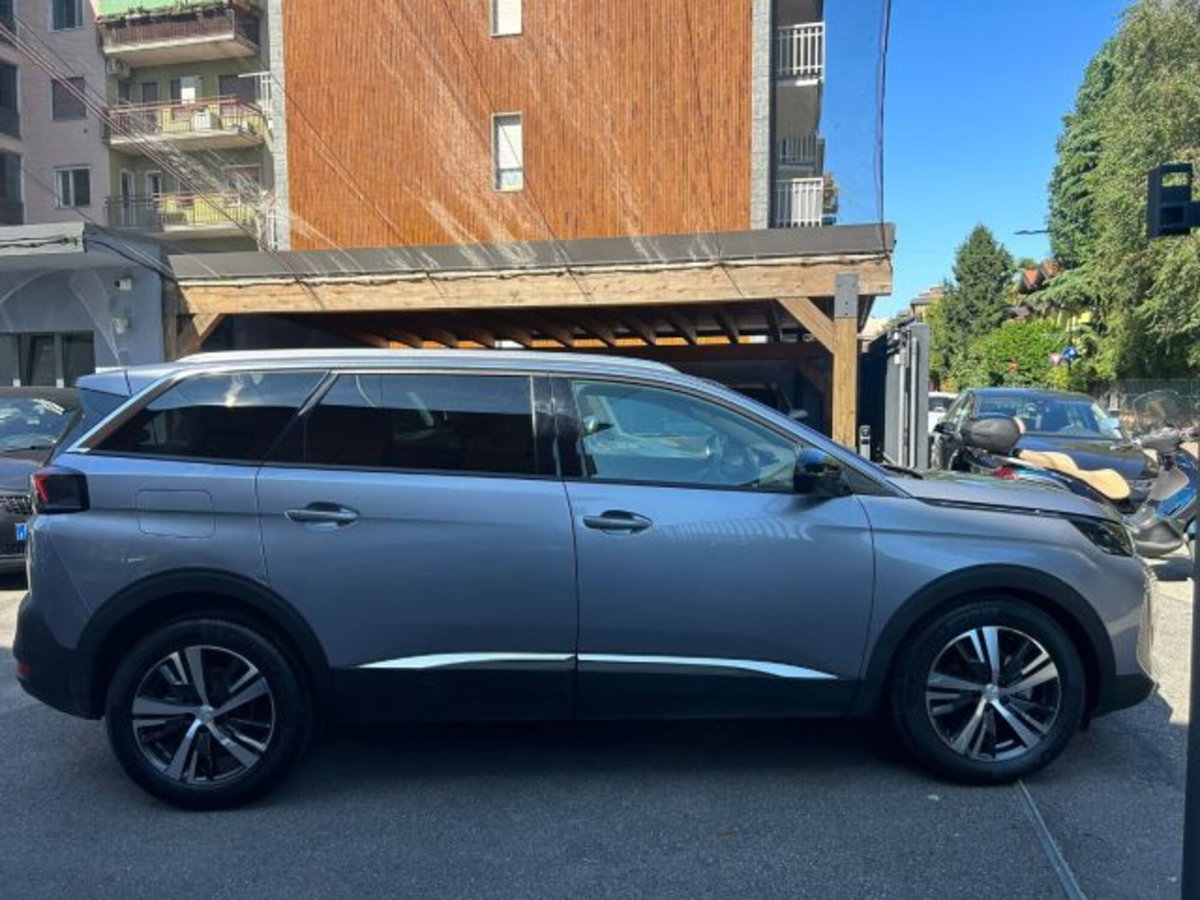 Peugeot 5008 1.5 bluehdi Allure Pack s&s 130cv eat8 (3)