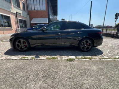 Alfa Romeo Giulia 2.2 Turbodiesel 180 CV AT8 Super (8)