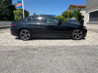 Alfa Romeo Giulia 2.2 Turbodiesel 180 CV AT8 Super (9)