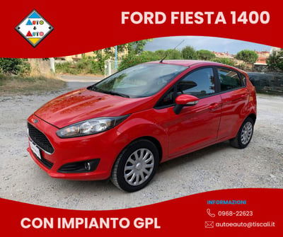 Ford Fiesta 1.4 5 porte Bz.- GPL Black & White Edition usata