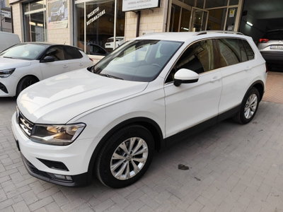 Volkswagen Tiguan Allspace 2.0 tdi R-Line 150cv dsg (2)