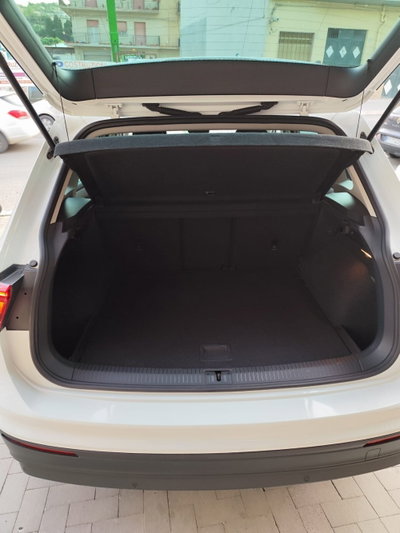 Volkswagen Tiguan Allspace 2.0 tdi R-Line 150cv dsg (6)