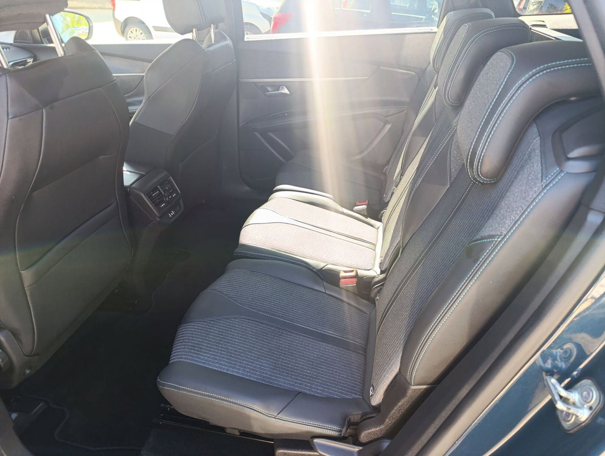 Peugeot 5008 BlueHDi 130 S&S Allure (7)