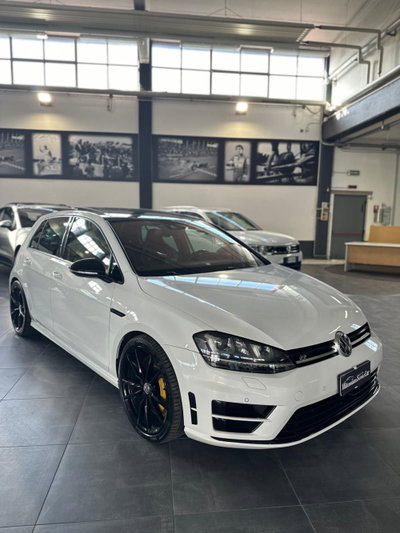 Volkswagen Golf 2.0 TSI 4mot. DSG 5p. R (3)