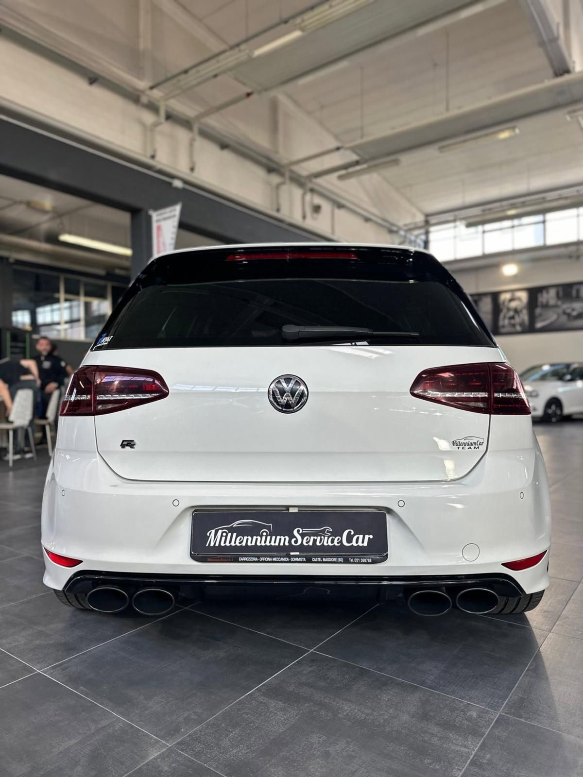 Volkswagen Golf 2.0 TSI 4mot. DSG 5p. R (7)
