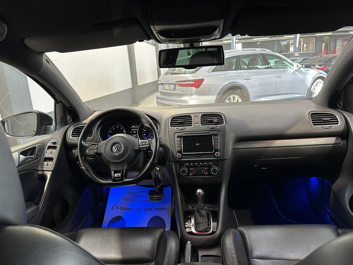 Volkswagen Golf 2.0 TSI 4mot. DSG 5p. R (12)