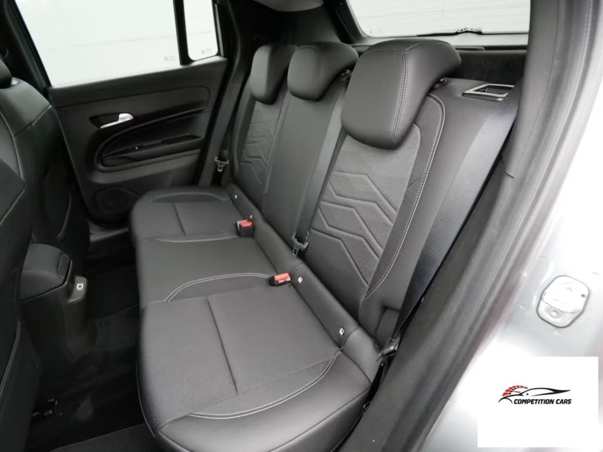 Jeep Avenger 1.2 turbo Summit fwd 100cv (13)