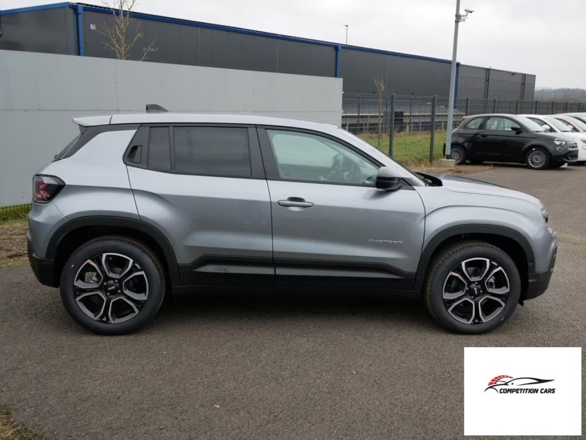 Jeep Avenger 1.2 turbo Summit fwd 100cv (7)