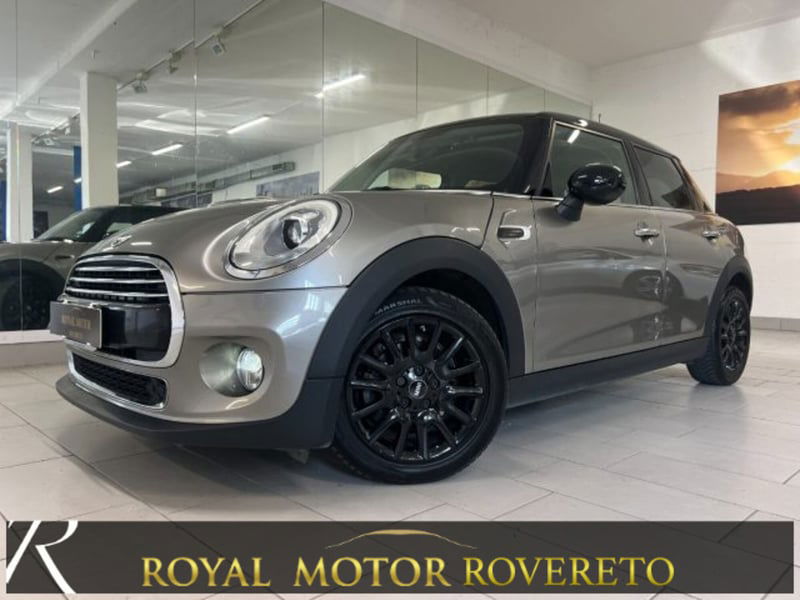MINI Mini 1.5 Cooper D 5 porte