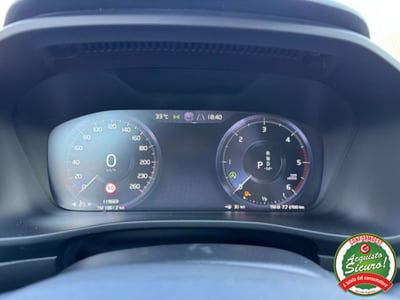 Volvo XC40 D4 AWD Geartronic R-design usata