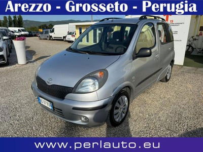 Toyota Yaris 1.3i 16V cat Sol usata